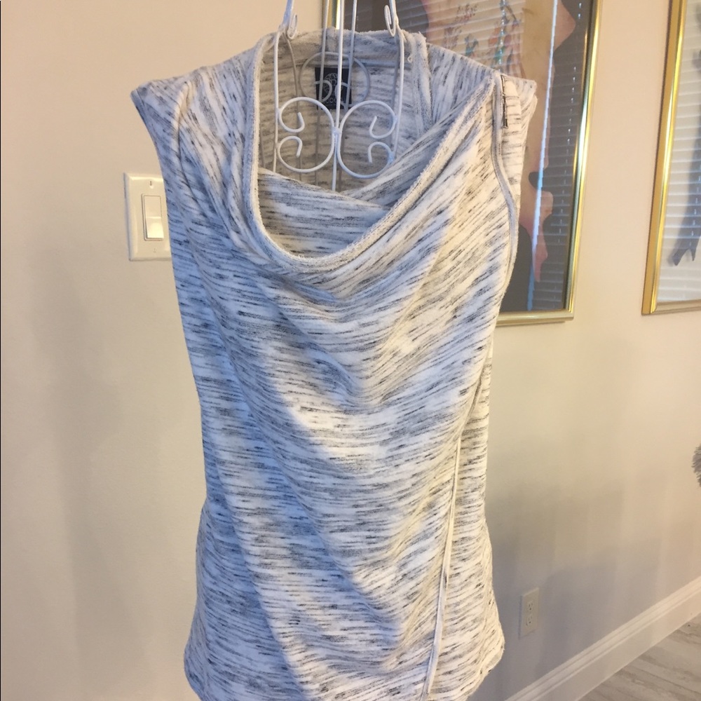 Bobeau Sleeveless Sweater with zipper Cowl neck S